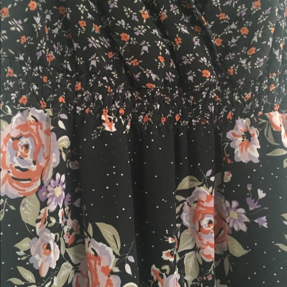 Little Black Dress ll Pins and Needles - Picture 3 of 3